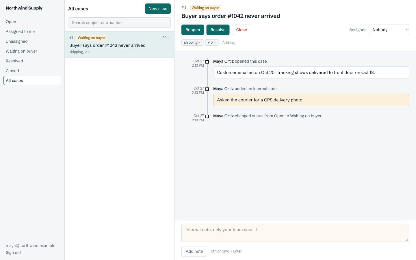 A Rebutdesk case: the buyer's message, an internal note and a status change, each stamped with the exact time.